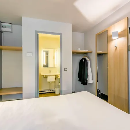 Hotell B&B Hotel Lyon St Priest