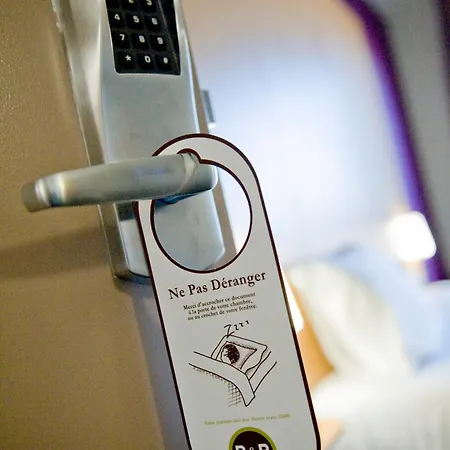 فندق Lyon St Priest 2*
